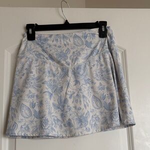 Antonio Melani Floral Blue and White Women's Skirt